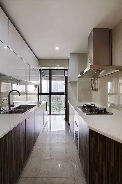 073f9dbbaf9b4722b84b337cad9b55db.jpg